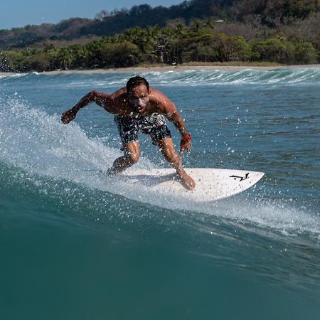 Cocobolo Surf Hotel & School Playa Santa Teresa  エクステリア 写真