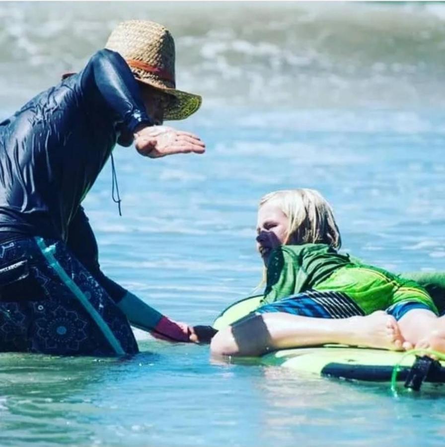 Cocobolo Surf Hotel & School Playa Santa Teresa  エクステリア 写真
