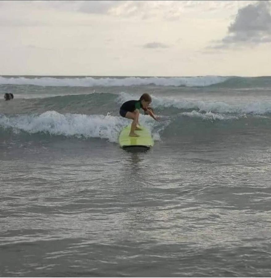 Cocobolo Surf Hotel & School Playa Santa Teresa  エクステリア 写真