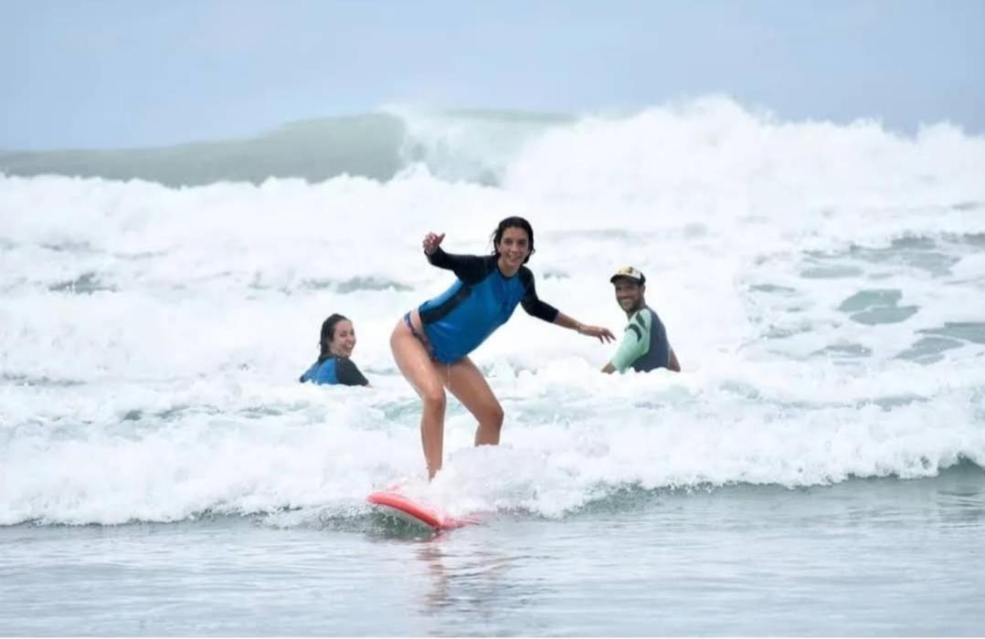 Cocobolo Surf Hotel & School Playa Santa Teresa  エクステリア 写真